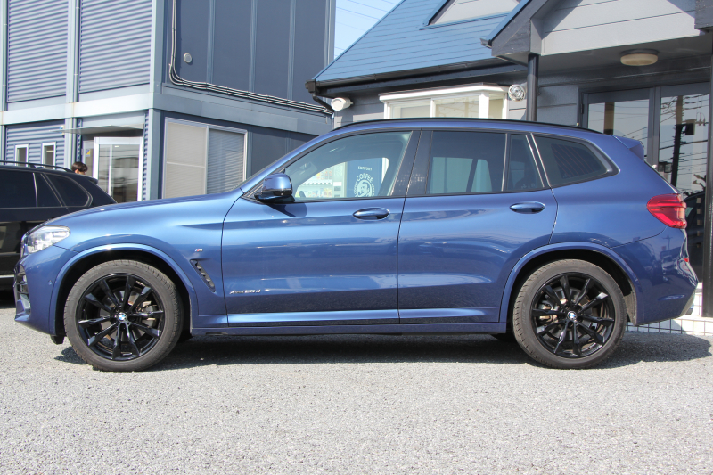 BMW X3 Xdrive20d Mｽﾎﾟｰﾂ ﾊｲﾗｲﾝ ﾃﾞﾋﾞｭｰP ﾊﾟﾉﾗﾏｻﾝR ﾊｰﾏﾝｶｰﾄﾞﾝ 全席ﾋｰﾀｰ茶革 ｼﾞｪｽﾁｬｰC HUD ﾘｱｼｰﾄ可倒調整 ｱﾝﾋﾞｴﾝﾄﾗｲﾄ LEDﾍｯﾄﾞﾗｲﾄ ﾀｯﾁ画面HDDﾅﾋﾞTV ﾜｲﾔﾚｽ充電 360度ｶﾒﾗ ｽﾃｱﾘﾝｸﾞｻﾎﾟｰﾄ 追従ACC 電動ﾄﾗﾝｸ ﾌﾞﾗｯｸ20AW 2年保証