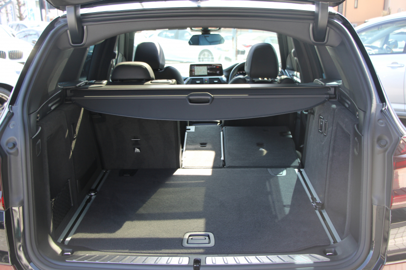 BMW X3 M40d ｾﾚｸﾄP NEWｲﾝﾃﾘｱ 326馬力 3.0Lﾃﾞｨｰｾﾞﾙﾀｰﾎﾞﾊﾟﾉﾗﾏｻﾝﾙｰﾌ 全ﾋｰﾀｰ黒革 ﾊｰﾏﾝｶｰﾄﾞﾝ BMWﾗｲﾌﾞｺｯｸﾋﾟｯﾄ 新HDDﾅﾋﾞｱｯﾌﾟﾙｶｰﾌﾟﾚｲ Individual21AW HUD Mｽﾎﾟｰﾂﾃﾞﾌ&ﾌﾞﾚｰｷ 追従ACC ﾀｯﾁ画面HDDﾅﾋﾞTV 360度ｶﾒﾗ 電動ﾄﾗﾝｸ 2年保証