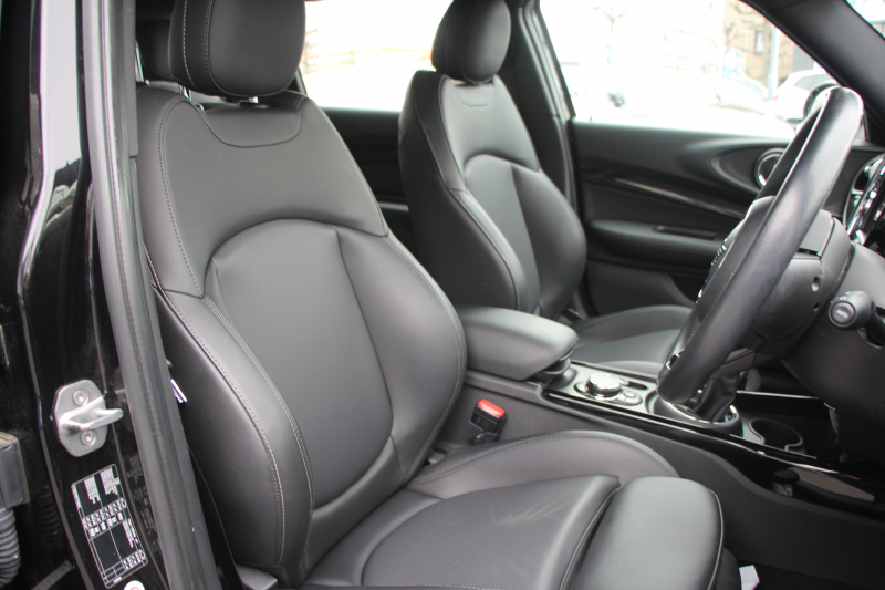 MINI(ミニ) ミニ MINI ｸｰﾊﾟｰD ｸﾗﾌﾞﾏﾝ ﾌﾞﾙｰﾉｰﾄﾄｰｷｮｰｴﾃﾞｨｼｮﾝ 限定車 1ｵｰﾅ ﾋｰﾀｰ付ﾚｻﾞﾚｯﾄｼｰﾄ/ｶｰﾎﾞﾝﾌﾞﾗｯｸ 追従ACC 衝突軽減ﾌﾞﾚｰｷ ﾃﾞｨｰｾﾞﾙ燃費22㎞/L 純正ﾅﾋﾞBｶﾒﾗ Bluetooth接続 LEDﾍｯﾄﾞﾗｲﾄ&ﾌｫｸﾞｽﾏｰﾄｷｰ 2年保証