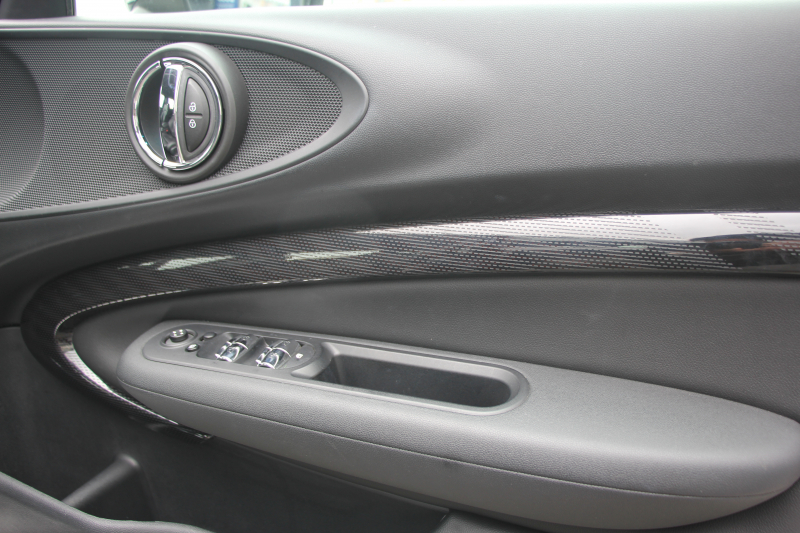 MINI(ミニ) ミニ MINI ｸｰﾊﾟｰD ｸﾗﾌﾞﾏﾝ ﾌﾞﾙｰﾉｰﾄﾄｰｷｮｰｴﾃﾞｨｼｮﾝ 限定車 1ｵｰﾅ ﾋｰﾀｰ付ﾚｻﾞﾚｯﾄｼｰﾄ/ｶｰﾎﾞﾝﾌﾞﾗｯｸ 追従ACC 衝突軽減ﾌﾞﾚｰｷ ﾃﾞｨｰｾﾞﾙ燃費22㎞/L 純正ﾅﾋﾞBｶﾒﾗ Bluetooth接続 LEDﾍｯﾄﾞﾗｲﾄ&ﾌｫｸﾞｽﾏｰﾄｷｰ 2年保証