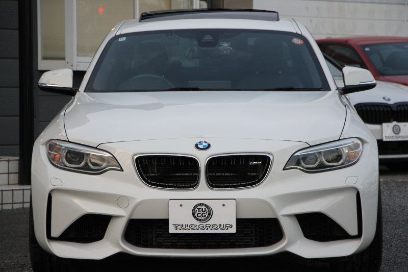 BMW Mシリーズ M2ｸｰﾍﾟMDCT ｻﾝﾙｰﾌ 370馬力 直6ﾀｰﾎﾞ7速DCT ﾋｰﾀｰ黒革 ﾊｰﾏﾝｶｰﾄﾞﾝｻｳﾝﾄﾞﾌﾙｾｸﾞTV HDDﾅﾋﾞBｶﾒﾗ 専用19AW 衝突軽減ﾌﾞﾚｰｷ 車線逸脱警告 歩行者警告 ﾌﾞﾚｰｷ付ｸﾙｺﾝ ｽﾏｰﾄｷｰ ｶｰﾎﾞﾝｲﾝﾃﾘｱﾄﾘﾑ ﾊﾟﾄﾞﾙｼﾌﾄ 2年保証