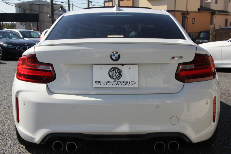 BMW Mシリーズ M2ｸｰﾍﾟMDCT ｻﾝﾙｰﾌ 370馬力 直6ﾀｰﾎﾞ7速DCT ﾋｰﾀｰ黒革 ﾊｰﾏﾝｶｰﾄﾞﾝｻｳﾝﾄﾞﾌﾙｾｸﾞTV HDDﾅﾋﾞBｶﾒﾗ 専用19AW 衝突軽減ﾌﾞﾚｰｷ 車線逸脱警告 歩行者警告 ﾌﾞﾚｰｷ付ｸﾙｺﾝ ｽﾏｰﾄｷｰ ｶｰﾎﾞﾝｲﾝﾃﾘｱﾄﾘﾑ ﾊﾟﾄﾞﾙｼﾌﾄ 2年保証