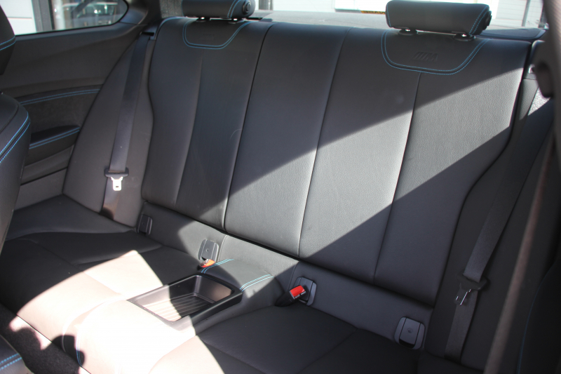 BMW Mシリーズ M2ｸｰﾍﾟMDCT ｻﾝﾙｰﾌ 370馬力 直6ﾀｰﾎﾞ7速DCT ﾋｰﾀｰ黒革 ﾊｰﾏﾝｶｰﾄﾞﾝｻｳﾝﾄﾞﾌﾙｾｸﾞTV HDDﾅﾋﾞBｶﾒﾗ 専用19AW 衝突軽減ﾌﾞﾚｰｷ 車線逸脱警告 歩行者警告 ﾌﾞﾚｰｷ付ｸﾙｺﾝ ｽﾏｰﾄｷｰ ｶｰﾎﾞﾝｲﾝﾃﾘｱﾄﾘﾑ ﾊﾟﾄﾞﾙｼﾌﾄ 2年保証