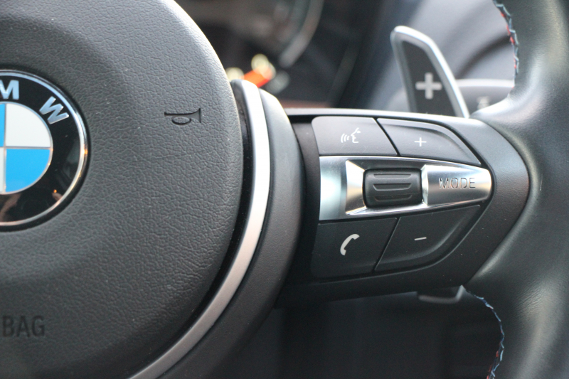 BMW Mシリーズ M2ｸｰﾍﾟMDCT ｻﾝﾙｰﾌ 370馬力 直6ﾀｰﾎﾞ7速DCT ﾋｰﾀｰ黒革 ﾊｰﾏﾝｶｰﾄﾞﾝｻｳﾝﾄﾞﾌﾙｾｸﾞTV HDDﾅﾋﾞBｶﾒﾗ 専用19AW 衝突軽減ﾌﾞﾚｰｷ 車線逸脱警告 歩行者警告 ﾌﾞﾚｰｷ付ｸﾙｺﾝ ｽﾏｰﾄｷｰ ｶｰﾎﾞﾝｲﾝﾃﾘｱﾄﾘﾑ ﾊﾟﾄﾞﾙｼﾌﾄ 2年保証