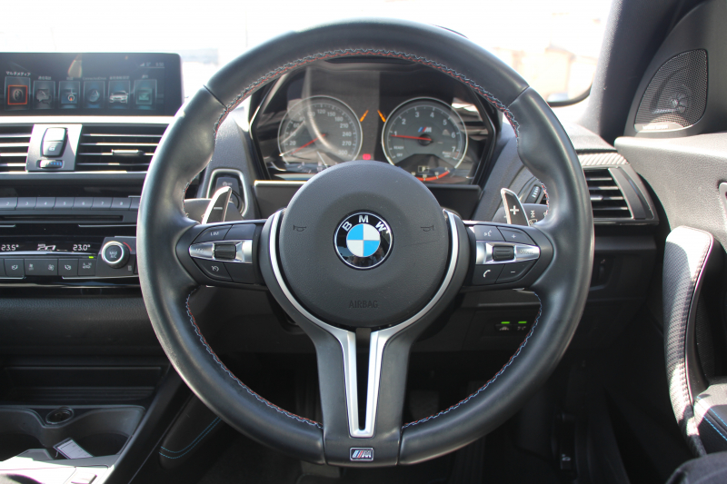 BMW Mシリーズ M2ｸｰﾍﾟMDCT ｻﾝﾙｰﾌ 370馬力 直6ﾀｰﾎﾞ7速DCT ﾋｰﾀｰ黒革 ﾊｰﾏﾝｶｰﾄﾞﾝｻｳﾝﾄﾞﾌﾙｾｸﾞTV HDDﾅﾋﾞBｶﾒﾗ 専用19AW 衝突軽減ﾌﾞﾚｰｷ 車線逸脱警告 歩行者警告 ﾌﾞﾚｰｷ付ｸﾙｺﾝ ｽﾏｰﾄｷｰ ｶｰﾎﾞﾝｲﾝﾃﾘｱﾄﾘﾑ ﾊﾟﾄﾞﾙｼﾌﾄ 2年保証
