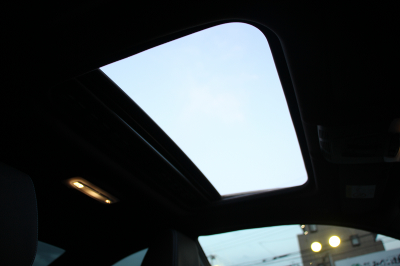 BMW Mシリーズ M2ｸｰﾍﾟMDCT ｻﾝﾙｰﾌ 370馬力 直6ﾀｰﾎﾞ7速DCT ﾋｰﾀｰ黒革 ﾊｰﾏﾝｶｰﾄﾞﾝｻｳﾝﾄﾞﾌﾙｾｸﾞTV HDDﾅﾋﾞBｶﾒﾗ 専用19AW 衝突軽減ﾌﾞﾚｰｷ 車線逸脱警告 歩行者警告 ﾌﾞﾚｰｷ付ｸﾙｺﾝ ｽﾏｰﾄｷｰ ｶｰﾎﾞﾝｲﾝﾃﾘｱﾄﾘﾑ ﾊﾟﾄﾞﾙｼﾌﾄ 2年保証