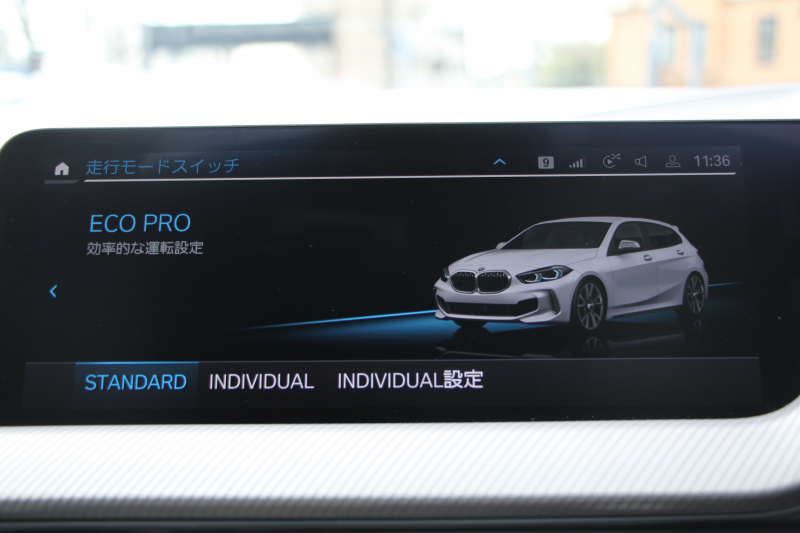 BMW 1シリーズ M135i Xdrive ﾃﾞﾋﾞｭｰP ｺﾝﾌｫｰﾄP 4WD 306馬力 Mｽﾎﾟｰﾂｼｰﾄ ｱﾀﾞﾌﾟﾃｨﾌﾞｻｽ Mｼｰﾄﾍﾞﾙﾄ ｼｰﾄﾋｰﾀｰ BMWﾗｲﾌﾞｺｯｸﾋﾟｯﾄ 追従ACC 電動ﾄﾗﾝｸ ｱｯﾌﾟﾙｶｰﾌﾟﾚｲ 純正HDDﾅﾋﾞPｱｼｽﾄ LEDﾍｯﾄﾞﾗｲﾄ ﾚｰﾝC警告 衝突軽減ﾌﾞﾚｰｷ 2年保証