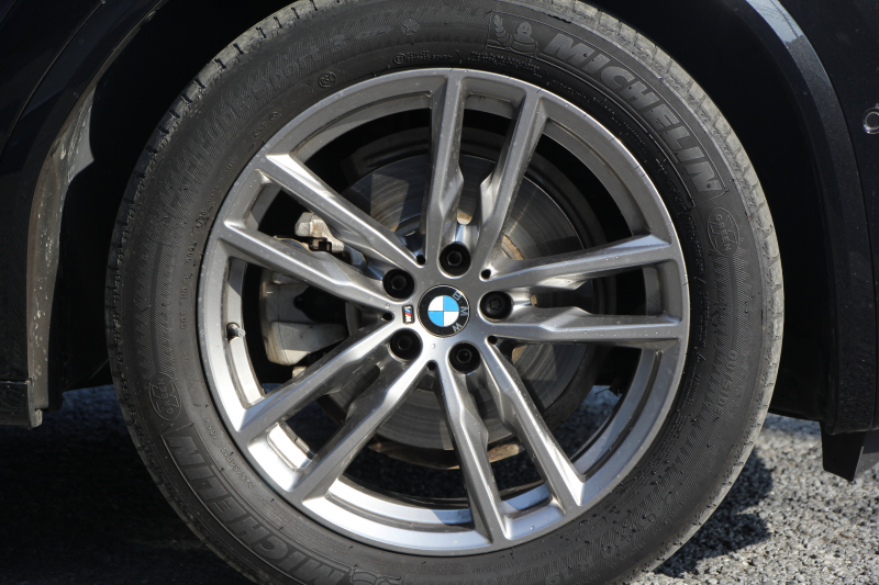 BMW X3 Xdrive20d Mｽﾎﾟｰﾂ ﾊｲﾗｲﾝ ｾﾚｸﾄP 中期 新型式3DA-UZ20 ﾊﾟﾉﾗﾏｻﾝﾙｰﾌ ﾊｰﾏﾝｶｰﾄﾞﾝ ｺﾆｬｯｸﾚｻﾞｰ 全席ﾋｰﾀｰ BMWﾗｲﾌﾞｺｯｸﾋﾟｯﾄﾞ変更後ﾀｯﾁ画面HDDﾅﾋﾞｱｯﾌﾟﾙｶｰﾌﾟﾚｲ ﾘｱｼｰﾄ可倒調整 ｱﾝﾋﾞｴﾝﾄﾗｲﾄ 360度ｶﾒﾗ 電動ﾘｱｹﾞｰﾄ 2年保証