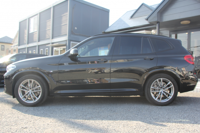 BMW X3 Xdrive20d Mｽﾎﾟｰﾂ ﾊｲﾗｲﾝ ｾﾚｸﾄP 中期 新型式3DA-UZ20 ﾊﾟﾉﾗﾏｻﾝﾙｰﾌ ﾊｰﾏﾝｶｰﾄﾞﾝ ｺﾆｬｯｸﾚｻﾞｰ 全席ﾋｰﾀｰ BMWﾗｲﾌﾞｺｯｸﾋﾟｯﾄﾞ変更後ﾀｯﾁ画面HDDﾅﾋﾞｱｯﾌﾟﾙｶｰﾌﾟﾚｲ ﾘｱｼｰﾄ可倒調整 ｱﾝﾋﾞｴﾝﾄﾗｲﾄ 360度ｶﾒﾗ 電動ﾘｱｹﾞｰﾄ 2年保証