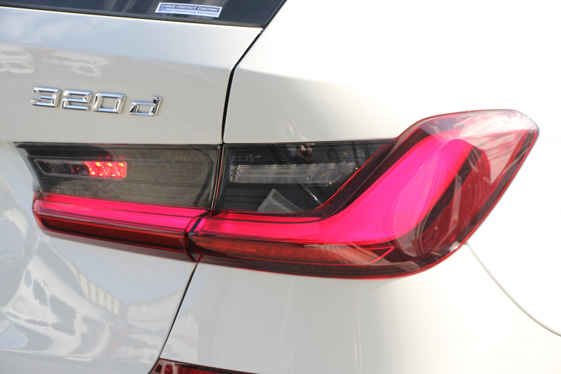 BMW 3シリーズ 320d Xdrive ﾂｰﾘﾝｸﾞMｽﾎﾟｰﾂ EDJOY+ ｲﾉﾍﾞｰｼｮﾝP ﾌｧｽﾄﾄﾗｯｸP MｽﾎﾟｰﾂｼｰﾄP 1ｵﾅ ﾊﾟﾉﾗﾏｻﾝR ﾋｰﾀｰ黒革 Mｽﾎﾟｰﾂｼｰﾄ ﾚｰｻﾞｰﾗｲﾄ HUD ｼﾞｪｽﾁｬｰC ｱﾀﾞﾌﾟﾃｨﾌﾞMｻｽ Mspﾌﾞﾚｰｷ ﾌﾙｾｸﾞTV 追従ACC ｱｯﾌﾟﾙｶｰﾌﾟﾚｲ 電動ﾄﾗﾝｸ 2年保証