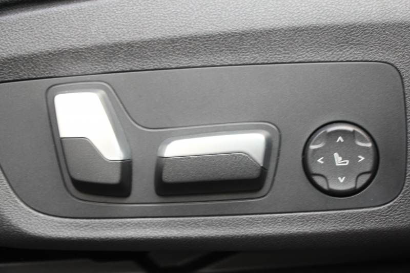 BMW X3 Xdrive20d Mｽﾎﾟｰﾂ ﾊｲﾗｲﾝ 新ｲﾝﾃﾘｱ BMWﾗｲﾌﾞｺｯｸﾋﾟｯﾄ ｱｯﾌﾟﾙｶｰﾌﾟﾚｲ 新HDDﾅﾋﾞTV 1ｵﾅ 全席ﾋｰﾀｰ黒革 ﾍﾞﾝﾁﾚｰｼｮﾝ ﾘｱｼｰﾄ可倒調整 ｱﾝﾋﾞｴﾝﾄﾗｲﾄ HUD 追従ACC ｽﾃｱｻﾎﾟｰﾄ 360度ｶﾒﾗ ﾀｯﾁ画面対応HDDﾅﾋﾞTV 電動ﾄﾗﾝｸ 19AW 2年保証