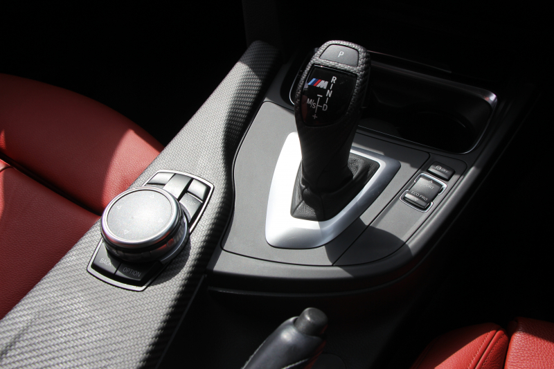 BMW 3シリーズ 320i Mｽﾎﾟｰﾂ 前期最終 追従ACC ﾋｰﾀｰ赤革 MPerformance20AW&ｲﾝﾃﾘｱﾄﾘﾑ&ｽﾃｱﾘﾝｸﾞﾎｲｰﾙ 衝突軽減ﾌﾞﾚｰｷ 車線逸脱警告 歩行者警告 ﾀｯﾁﾊﾟｯﾄﾞ対応HDDﾅﾋﾞﾐﾗｰETC2.0 専用ｴｱﾛ 直噴ﾀｰﾎﾞ8速AT 2年保証