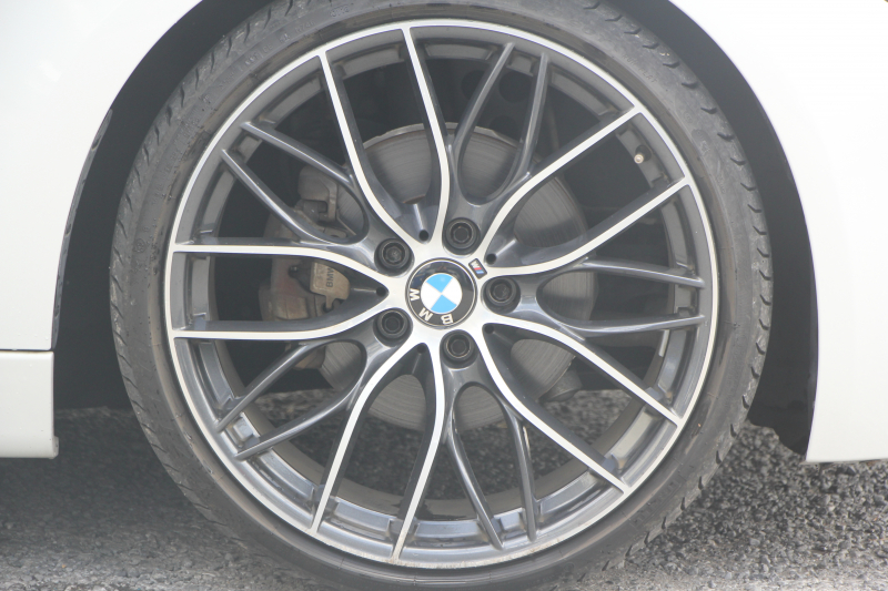 BMW 3シリーズ 320i Mｽﾎﾟｰﾂ 前期最終 追従ACC ﾋｰﾀｰ赤革 MPerformance20AW&ｲﾝﾃﾘｱﾄﾘﾑ&ｽﾃｱﾘﾝｸﾞﾎｲｰﾙ 衝突軽減ﾌﾞﾚｰｷ 車線逸脱警告 歩行者警告 ﾀｯﾁﾊﾟｯﾄﾞ対応HDDﾅﾋﾞﾐﾗｰETC2.0 専用ｴｱﾛ 直噴ﾀｰﾎﾞ8速AT 2年保証