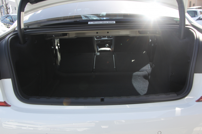 BMW 3シリーズ 320i Mｽﾎﾟｰﾂ ﾊｲﾗｲﾝ ｺﾝﾌｫｰﾄP ﾋｰﾀｰ黒革 360度ｶﾒﾗ 電動ﾄﾗﾝｸ Hi-fiｽﾋﾟｰｶｰ 追従ACC ｽﾃｱﾘﾝｸﾞｻﾎﾟｰﾄ ﾀｯﾁ画面HDDﾅﾋﾞｱｯﾌﾟﾙｶｰﾌﾟﾚｲ LEDﾍｯﾄﾞﾗｲﾄ ｵｰﾄﾊｲﾋﾞｰﾑ 専用ｴｱﾛ ﾜｲﾔﾚｽ充電 Pｱｼｽﾄﾌﾟﾗｽ PDC緊急ﾌﾞﾚｰｷ 2年保証