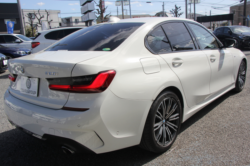 BMW 3シリーズ 320i Mｽﾎﾟｰﾂ ﾊｲﾗｲﾝ ｺﾝﾌｫｰﾄP ﾋｰﾀｰ黒革 360度ｶﾒﾗ 電動ﾄﾗﾝｸ Hi-fiｽﾋﾟｰｶｰ 追従ACC ｽﾃｱﾘﾝｸﾞｻﾎﾟｰﾄ ﾀｯﾁ画面HDDﾅﾋﾞｱｯﾌﾟﾙｶｰﾌﾟﾚｲ LEDﾍｯﾄﾞﾗｲﾄ ｵｰﾄﾊｲﾋﾞｰﾑ 専用ｴｱﾛ ﾜｲﾔﾚｽ充電 Pｱｼｽﾄﾌﾟﾗｽ PDC緊急ﾌﾞﾚｰｷ 2年保証