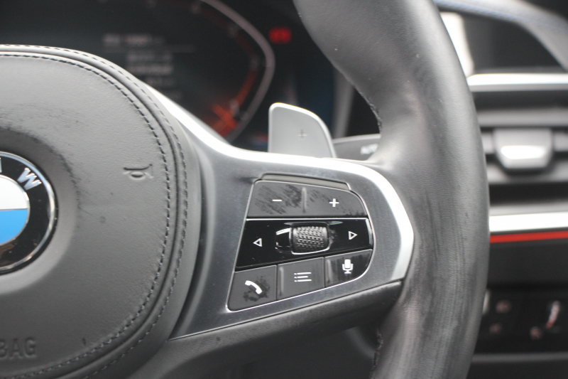 BMW 3シリーズ 320d Xdrive Mｽﾎﾟｰﾂ ﾃﾞﾋﾞｭｰP ｺﾝﾌｫｰﾄP 4WD 真珠色 1ｵｰﾅ ﾋｰﾀｰ黒革 専用ﾌﾞﾙｰｽﾃｯﾁ 19AW LEDﾍｯﾄﾞﾗｲﾄ 追従ACC ｽﾃｱﾘﾝｸﾞｻﾎﾟｰﾄ ｱｯﾌﾟﾙｶｰﾌﾟﾚｲ ﾀｯﾁ画面HDDﾅﾋﾞBMWﾗｲﾌﾞｺｯｸﾋﾟｯﾄﾞ電動ﾄﾗﾝｸ Hi-fiｽﾋﾟｰｶｰ ｱﾝﾋﾞｴﾝﾝﾄﾗｲﾄ 2年保証