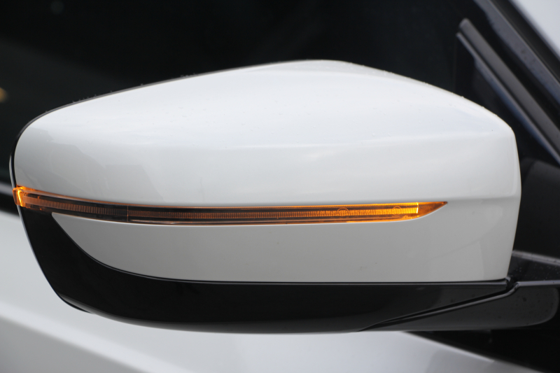 BMW 3シリーズ 320d Xdrive Mｽﾎﾟｰﾂ ﾃﾞﾋﾞｭｰP ｺﾝﾌｫｰﾄP 4WD 真珠色 1ｵｰﾅ ﾋｰﾀｰ黒革 専用ﾌﾞﾙｰｽﾃｯﾁ 19AW LEDﾍｯﾄﾞﾗｲﾄ 追従ACC ｽﾃｱﾘﾝｸﾞｻﾎﾟｰﾄ ｱｯﾌﾟﾙｶｰﾌﾟﾚｲ ﾀｯﾁ画面HDDﾅﾋﾞBMWﾗｲﾌﾞｺｯｸﾋﾟｯﾄﾞ電動ﾄﾗﾝｸ Hi-fiｽﾋﾟｰｶｰ ｱﾝﾋﾞｴﾝﾝﾄﾗｲﾄ 2年保証