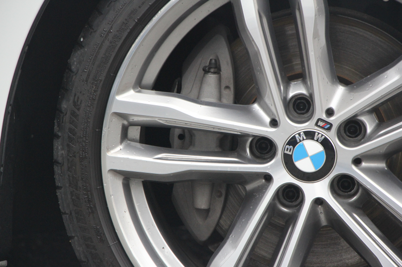 BMW 4シリーズ 440i ｶﾌﾞﾘｵﾚ Mｽﾎﾟｰﾂ ﾌﾟﾗｽP 最終ﾓﾃﾞﾙ ﾋｰﾀｰ黒革 ｴｱｶﾗｰ 直6ﾀｰﾎﾞB58新ｴﾝｼﾞﾝ 326馬力 19AW HUD 追従ACC ﾚｰﾝﾁｪﾝｼﾞ警告 ﾊｰﾏﾝｶｰﾄﾞﾝｻﾗｳﾝﾄﾞ液晶ﾒｰﾀｰ ﾀｯﾁ画面HDDﾅﾋﾞTV LEDﾍｯﾄﾞﾗｲﾄ 2年保証