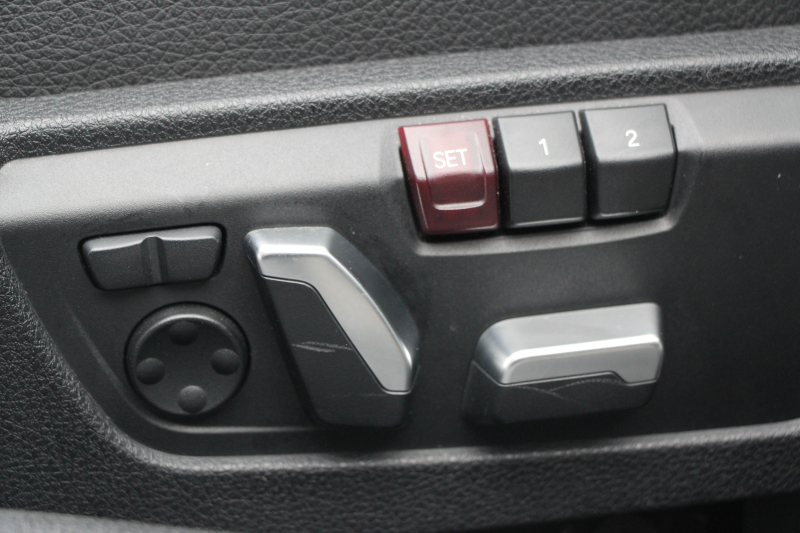 BMW 4シリーズ 440i ｶﾌﾞﾘｵﾚ Mｽﾎﾟｰﾂ ﾌﾟﾗｽP 最終ﾓﾃﾞﾙ ﾋｰﾀｰ黒革 ｴｱｶﾗｰ 直6ﾀｰﾎﾞB58新ｴﾝｼﾞﾝ 326馬力 19AW HUD 追従ACC ﾚｰﾝﾁｪﾝｼﾞ警告 ﾊｰﾏﾝｶｰﾄﾞﾝｻﾗｳﾝﾄﾞ液晶ﾒｰﾀｰ ﾀｯﾁ画面HDDﾅﾋﾞTV LEDﾍｯﾄﾞﾗｲﾄ 2年保証