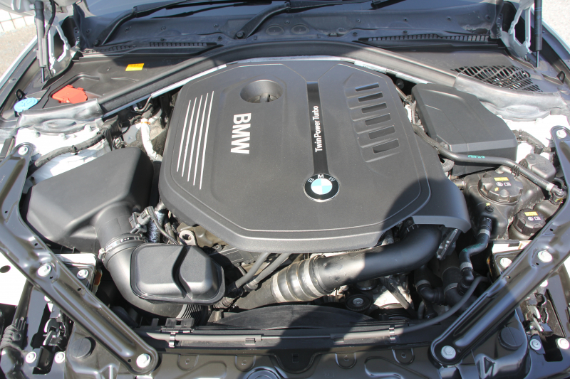 BMW 4シリーズ 440i ｶﾌﾞﾘｵﾚ Mｽﾎﾟｰﾂ ﾌﾟﾗｽP 最終ﾓﾃﾞﾙ ﾋｰﾀｰ黒革 ｴｱｶﾗｰ 直6ﾀｰﾎﾞB58新ｴﾝｼﾞﾝ 326馬力 19AW HUD 追従ACC ﾚｰﾝﾁｪﾝｼﾞ警告 ﾊｰﾏﾝｶｰﾄﾞﾝｻﾗｳﾝﾄﾞ液晶ﾒｰﾀｰ ﾀｯﾁ画面HDDﾅﾋﾞTV LEDﾍｯﾄﾞﾗｲﾄ 2年保証