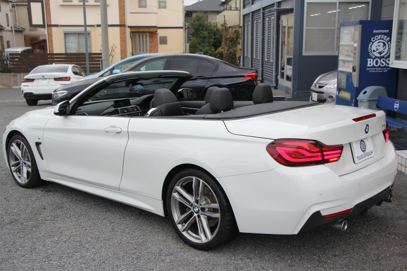 BMW 4シリーズ 440i ｶﾌﾞﾘｵﾚ Mｽﾎﾟｰﾂ ﾌﾟﾗｽP 最終ﾓﾃﾞﾙ ﾋｰﾀｰ黒革 ｴｱｶﾗｰ 直6ﾀｰﾎﾞB58新ｴﾝｼﾞﾝ 326馬力 19AW HUD 追従ACC ﾚｰﾝﾁｪﾝｼﾞ警告 ﾊｰﾏﾝｶｰﾄﾞﾝｻﾗｳﾝﾄﾞ液晶ﾒｰﾀｰ ﾀｯﾁ画面HDDﾅﾋﾞTV LEDﾍｯﾄﾞﾗｲﾄ 2年保証