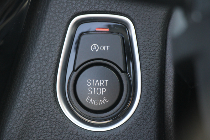 BMW 4シリーズ 440i ｶﾌﾞﾘｵﾚ Mｽﾎﾟｰﾂ ﾌﾟﾗｽP 最終ﾓﾃﾞﾙ ﾋｰﾀｰ黒革 ｴｱｶﾗｰ 直6ﾀｰﾎﾞB58新ｴﾝｼﾞﾝ 326馬力 19AW HUD 追従ACC ﾚｰﾝﾁｪﾝｼﾞ警告 ﾊｰﾏﾝｶｰﾄﾞﾝｻﾗｳﾝﾄﾞ液晶ﾒｰﾀｰ ﾀｯﾁ画面HDDﾅﾋﾞTV LEDﾍｯﾄﾞﾗｲﾄ 2年保証