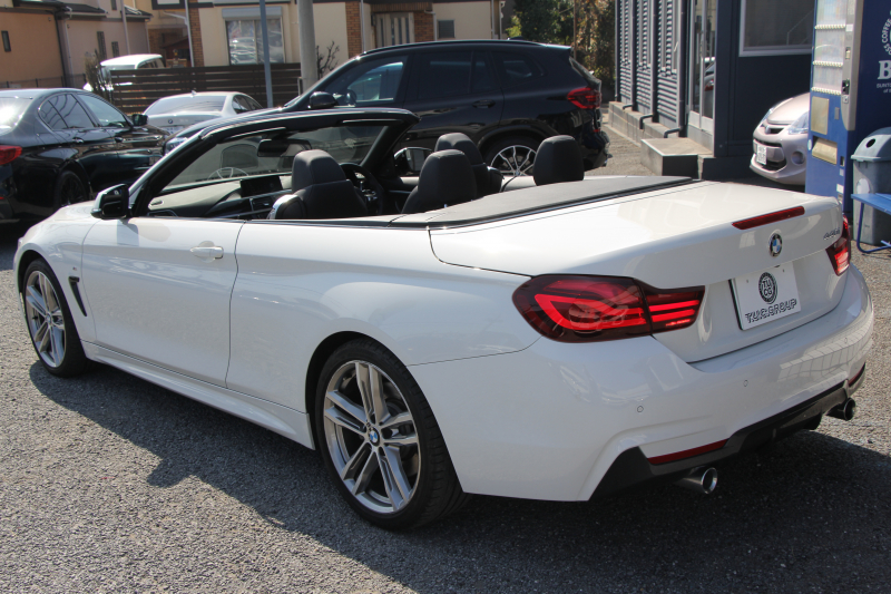 BMW 4シリーズ 440i ｶﾌﾞﾘｵﾚ Mｽﾎﾟｰﾂ ﾌﾟﾗｽP 最終ﾓﾃﾞﾙ ﾋｰﾀｰ黒革 ｴｱｶﾗｰ 直6ﾀｰﾎﾞB58新ｴﾝｼﾞﾝ 326馬力 19AW HUD 追従ACC ﾚｰﾝﾁｪﾝｼﾞ警告 ﾊｰﾏﾝｶｰﾄﾞﾝｻﾗｳﾝﾄﾞ液晶ﾒｰﾀｰ ﾀｯﾁ画面HDDﾅﾋﾞTV LEDﾍｯﾄﾞﾗｲﾄ 2年保証