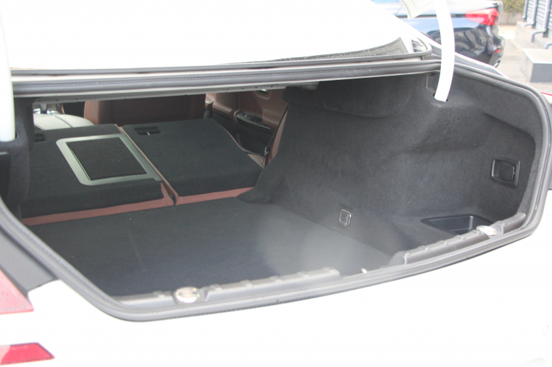 BMW 6シリーズ 640i ｸﾞﾗﾝｸｰﾍﾟMｽﾎﾟｰﾂ ﾌｪｲｽﾘﾌﾄ後 最終ﾓﾃﾞﾙ ｻﾝﾙｰﾌ 液晶ﾒｰﾀｰ HUD ｵﾌﾟｼｮﾝ20AW 新ﾃﾞｻﾞｲﾝLEDﾍｯﾄﾞﾗｲﾄ ﾋｰﾀｰ茶革 新HDDﾅﾋﾞTV Pｱｼｽﾄ TOPﾋﾞｭｰ&ｻｲﾄﾞｶﾒﾗ 追従ACC ﾚｰﾝﾁｪﾝｼﾞ警告 衝突軽減ﾌﾞﾚｰｷ 直6ﾀｰﾎﾞ320馬力 ｽﾏｰﾄｷｰ 2年保証