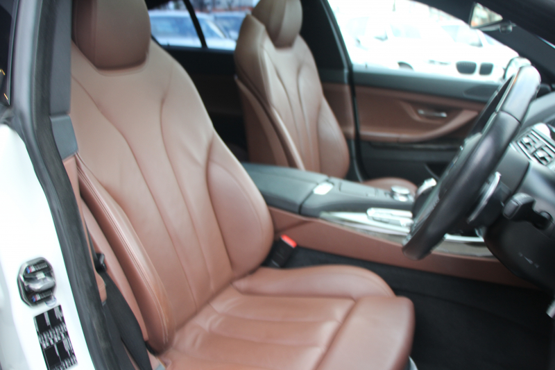 BMW 6シリーズ 640i ｸﾞﾗﾝｸｰﾍﾟMｽﾎﾟｰﾂ ﾌｪｲｽﾘﾌﾄ後 最終ﾓﾃﾞﾙ ｻﾝﾙｰﾌ 液晶ﾒｰﾀｰ HUD ｵﾌﾟｼｮﾝ20AW 新ﾃﾞｻﾞｲﾝLEDﾍｯﾄﾞﾗｲﾄ ﾋｰﾀｰ茶革 新HDDﾅﾋﾞTV Pｱｼｽﾄ TOPﾋﾞｭｰ&ｻｲﾄﾞｶﾒﾗ 追従ACC ﾚｰﾝﾁｪﾝｼﾞ警告 衝突軽減ﾌﾞﾚｰｷ 直6ﾀｰﾎﾞ320馬力 ｽﾏｰﾄｷｰ 2年保証