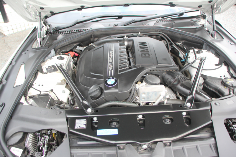 BMW 6シリーズ 640i ｸﾞﾗﾝｸｰﾍﾟMｽﾎﾟｰﾂ ﾌｪｲｽﾘﾌﾄ後 最終ﾓﾃﾞﾙ ｻﾝﾙｰﾌ 液晶ﾒｰﾀｰ HUD ｵﾌﾟｼｮﾝ20AW 新ﾃﾞｻﾞｲﾝLEDﾍｯﾄﾞﾗｲﾄ ﾋｰﾀｰ茶革 新HDDﾅﾋﾞTV Pｱｼｽﾄ TOPﾋﾞｭｰ&ｻｲﾄﾞｶﾒﾗ 追従ACC ﾚｰﾝﾁｪﾝｼﾞ警告 衝突軽減ﾌﾞﾚｰｷ 直6ﾀｰﾎﾞ320馬力 ｽﾏｰﾄｷｰ 2年保証