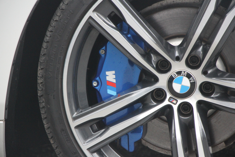 BMW 6シリーズ 640i ｸﾞﾗﾝｸｰﾍﾟMｽﾎﾟｰﾂ ﾌｪｲｽﾘﾌﾄ後 最終ﾓﾃﾞﾙ ｻﾝﾙｰﾌ 液晶ﾒｰﾀｰ HUD ｵﾌﾟｼｮﾝ20AW 新ﾃﾞｻﾞｲﾝLEDﾍｯﾄﾞﾗｲﾄ ﾋｰﾀｰ茶革 新HDDﾅﾋﾞTV Pｱｼｽﾄ TOPﾋﾞｭｰ&ｻｲﾄﾞｶﾒﾗ 追従ACC ﾚｰﾝﾁｪﾝｼﾞ警告 衝突軽減ﾌﾞﾚｰｷ 直6ﾀｰﾎﾞ320馬力 ｽﾏｰﾄｷｰ 2年保証