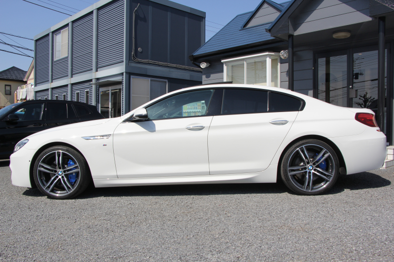 BMW 6シリーズ 640i ｸﾞﾗﾝｸｰﾍﾟMｽﾎﾟｰﾂ ﾌｪｲｽﾘﾌﾄ後 最終ﾓﾃﾞﾙ ｻﾝﾙｰﾌ 液晶ﾒｰﾀｰ HUD ｵﾌﾟｼｮﾝ20AW 新ﾃﾞｻﾞｲﾝLEDﾍｯﾄﾞﾗｲﾄ ﾋｰﾀｰ茶革 新HDDﾅﾋﾞTV Pｱｼｽﾄ TOPﾋﾞｭｰ&ｻｲﾄﾞｶﾒﾗ 追従ACC ﾚｰﾝﾁｪﾝｼﾞ警告 衝突軽減ﾌﾞﾚｰｷ 直6ﾀｰﾎﾞ320馬力 ｽﾏｰﾄｷｰ 2年保証