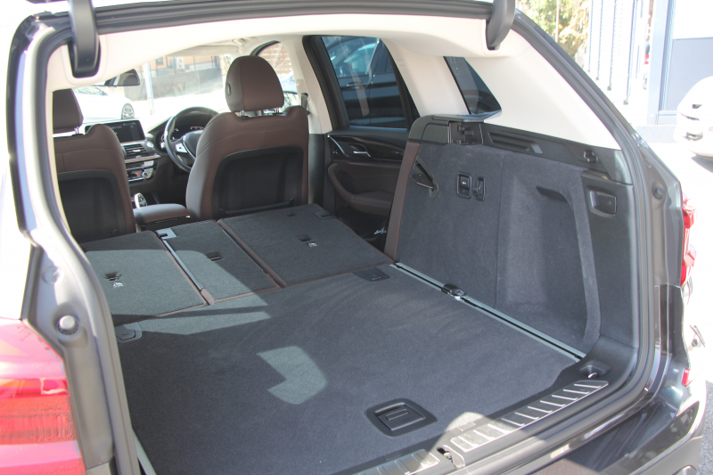 BMW X3 Xdrive20d Xﾗｲﾝ ﾊｲﾗｲﾝ 中期ﾓﾃﾞﾙ 型式3DA-UZ20 BMWﾗｲﾌﾞｺｯｸﾋﾟｯﾄ 変更後HDDﾅﾋﾞApplecarplay USBtype-C 全席ﾋｰﾀｰ茶革 ﾘｱｼｰﾄ可倒調整 ｱﾝﾋﾞｴﾝﾄﾗｲﾄ HUD 追従ACC ｽﾃｱﾘﾝｸﾞｻﾎﾟｰﾄ LEDﾍｯﾄﾞﾗｲﾄ 電動ﾄﾗﾝｸ 360度ｶﾒﾗ 2年保証