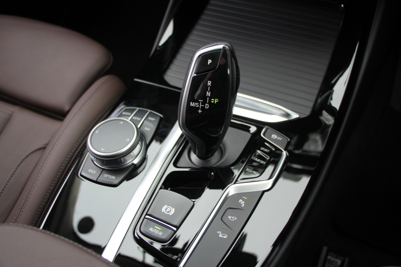 BMW X3 Xdrive20d Xﾗｲﾝ ﾊｲﾗｲﾝ 中期ﾓﾃﾞﾙ 型式3DA-UZ20 BMWﾗｲﾌﾞｺｯｸﾋﾟｯﾄ 変更後HDDﾅﾋﾞApplecarplay USBtype-C 全席ﾋｰﾀｰ茶革 ﾘｱｼｰﾄ可倒調整 ｱﾝﾋﾞｴﾝﾄﾗｲﾄ HUD 追従ACC ｽﾃｱﾘﾝｸﾞｻﾎﾟｰﾄ LEDﾍｯﾄﾞﾗｲﾄ 電動ﾄﾗﾝｸ 360度ｶﾒﾗ 2年保証