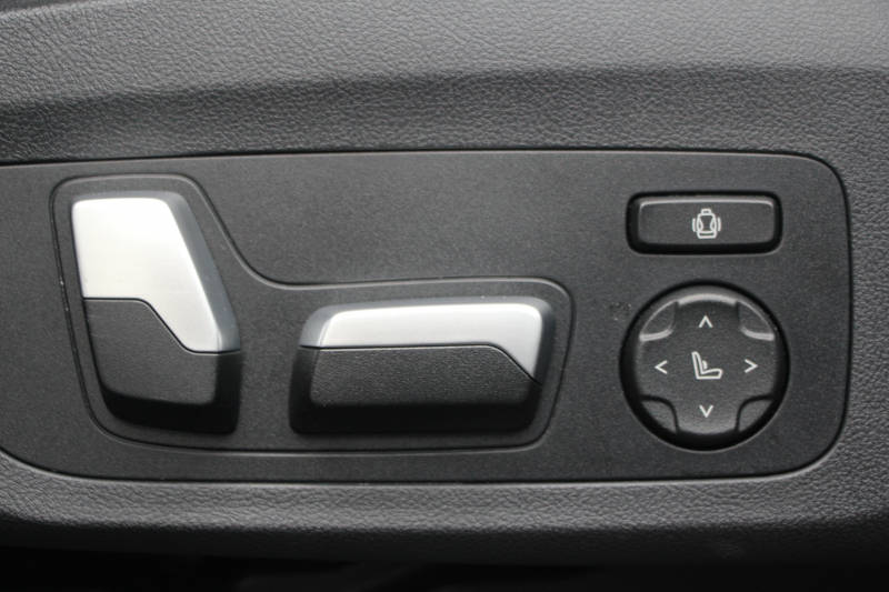 BMW X3 Xdrive20d Xﾗｲﾝ ﾊｲﾗｲﾝ 中期ﾓﾃﾞﾙ 型式3DA-UZ20 BMWﾗｲﾌﾞｺｯｸﾋﾟｯﾄ 変更後HDDﾅﾋﾞApplecarplay USBtype-C 全席ﾋｰﾀｰ茶革 ﾘｱｼｰﾄ可倒調整 ｱﾝﾋﾞｴﾝﾄﾗｲﾄ HUD 追従ACC ｽﾃｱﾘﾝｸﾞｻﾎﾟｰﾄ LEDﾍｯﾄﾞﾗｲﾄ 電動ﾄﾗﾝｸ 360度ｶﾒﾗ 2年保証