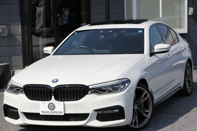 BMW 5シリーズ 530i Mｽﾎﾟｰﾂ 1ｵｰﾅ 高出力 252馬力 ｻﾝﾙｰﾌ 全席ﾋｰﾀｰ黒革 M550i用20ｲﾝﾁAW Mｽﾎﾟｰﾂﾌﾞﾚｰｷ 追従ACC ｽﾃｱﾘﾝｸﾞｻﾎﾟｰﾄ 液晶ﾒｰﾀｰ ﾀｯﾁ画面HDDﾅﾋﾞTV 360度ｶﾒﾗ LEDﾍｯﾄﾞﾗｲﾄ ｵｰﾄﾊｲﾋﾞｰﾑ 電動ﾄﾗﾝｸ 専用ｴｱﾛ 2年保証