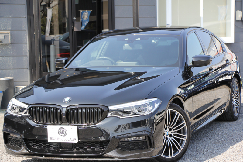 BMW 5シリーズ 523d Mｽﾎﾟｰﾂ ﾊｲﾗｲﾝ 変更後ﾓﾃﾞﾙ 1ｵｰﾅ 新液晶ﾒｰﾀｰ 全席ﾋｰﾀｰ黒革 HUD LEDﾍｯﾄﾞﾗｲﾄ 追従ACC ｽﾃｱﾘﾝｸﾞｻﾎﾟｰﾄ ｵｰﾄﾊｲﾋﾞｰﾑ ﾀｯﾁ画面HDDﾅﾋﾞﾌﾙｾｸﾞTV 360度ｶﾒﾗ 電動ﾄﾗﾝｸ 専用ｴｱﾛ 19AW ﾊﾟﾄﾞﾙｼﾌﾄ ｱﾝﾋﾞｴﾝﾄﾗｲﾄ 2年保証