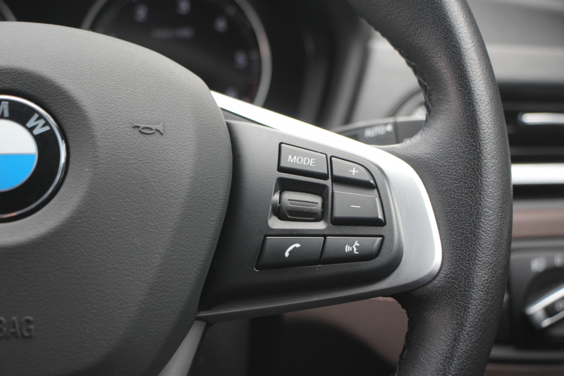 BMW X1 Xdrive18d Xﾗｲﾝ ﾊｲﾗｲﾝ ｺﾝﾌｫｰﾄP 後期 ﾌｪｲｽﾘﾌﾄ後 真珠色 ﾋｰﾀｰ茶革 追従ACC LEDﾍｯﾄﾞﾗｲﾄ&ﾃｰﾙ 電動ﾄﾗﾝｸ ｻﾃﾝｳｲﾝﾄﾞｳﾓｰﾙ ﾀｯﾁ画面HDDﾅﾋﾞﾜｲﾔﾚｽ充電 衝突軽減ﾌﾞﾚｰｷ 車線逸脱警告 歩行者警告 2年保証