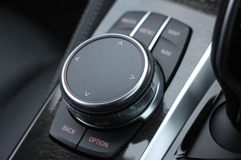 BMW 5シリーズ 530i Mｽﾎﾟｰﾂ ｺﾝﾌｫｰﾄP ｲﾉﾍﾞｰｼｮﾝP 252馬力 ﾏｯｻｰｼﾞﾍﾞﾝﾁﾚｰｼｮﾝ 全席ﾋｰﾀｰ黒革 ｺﾝﾌｫｰﾄｼｰﾄ ﾃﾞｨｽﾌﾟﾚｲｷｰ ﾘﾓｰﾄP ｼﾞｪｽﾁｬｰC HUD 追従ACC 液晶ﾒｰﾀｰ ﾀｯﾁ画面HDDﾅﾋﾞTV 360度ｶﾒﾗ 電動ﾄﾗﾝｸ LEDﾍｯﾄﾞﾗｲﾄ ｵｰﾄﾊｲﾋﾞｰﾑ 2年保証