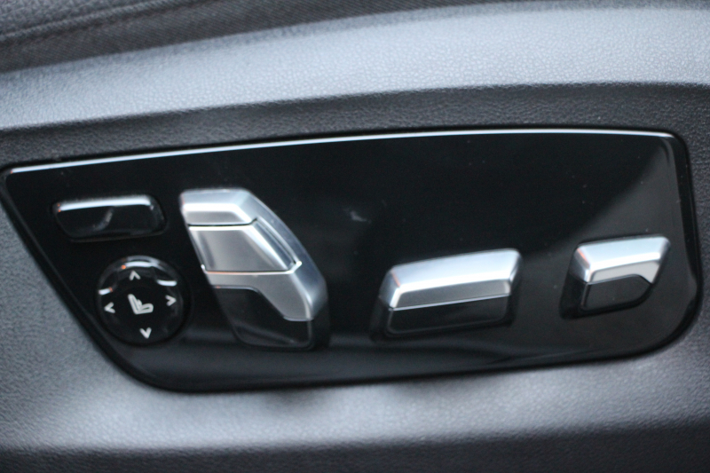 BMW 5シリーズ 530i Mｽﾎﾟｰﾂ ｺﾝﾌｫｰﾄP ｲﾉﾍﾞｰｼｮﾝP 252馬力 ﾏｯｻｰｼﾞﾍﾞﾝﾁﾚｰｼｮﾝ 全席ﾋｰﾀｰ黒革 ｺﾝﾌｫｰﾄｼｰﾄ ﾃﾞｨｽﾌﾟﾚｲｷｰ ﾘﾓｰﾄP ｼﾞｪｽﾁｬｰC HUD 追従ACC 液晶ﾒｰﾀｰ ﾀｯﾁ画面HDDﾅﾋﾞTV 360度ｶﾒﾗ 電動ﾄﾗﾝｸ LEDﾍｯﾄﾞﾗｲﾄ ｵｰﾄﾊｲﾋﾞｰﾑ 2年保証