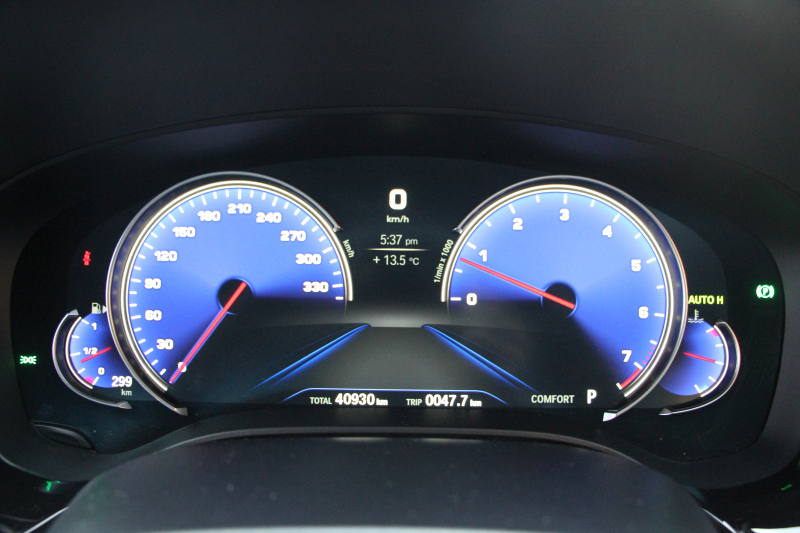 BMW 5シリーズ 530i Mｽﾎﾟｰﾂ ｺﾝﾌｫｰﾄP ｲﾉﾍﾞｰｼｮﾝP 252馬力 ﾏｯｻｰｼﾞﾍﾞﾝﾁﾚｰｼｮﾝ 全席ﾋｰﾀｰ黒革 ｺﾝﾌｫｰﾄｼｰﾄ ﾃﾞｨｽﾌﾟﾚｲｷｰ ﾘﾓｰﾄP ｼﾞｪｽﾁｬｰC HUD 追従ACC 液晶ﾒｰﾀｰ ﾀｯﾁ画面HDDﾅﾋﾞTV 360度ｶﾒﾗ 電動ﾄﾗﾝｸ LEDﾍｯﾄﾞﾗｲﾄ ｵｰﾄﾊｲﾋﾞｰﾑ 2年保証