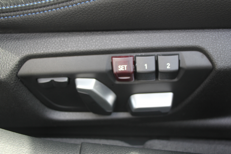 BMW 4シリーズ 420i ｸﾞﾗﾝｸｰﾍﾟｾﾚﾌﾞﾚｰｼｮﾝｴﾃﾞｨｼｮﾝｲﾝｽﾀｲﾙ 変更後ｴﾝｼﾞﾝ 200台限定車 LEDﾍｯﾄﾞﾗｲﾄ LEDﾌｫｸﾞ19AW ﾋｰﾀｰ黒革 ｻﾃﾝｱﾙﾐﾓｰﾙ HUD 追従ACC ﾚｰﾝﾁｪﾝｼﾞ警告 HDDﾅﾋﾞBluetooth接続 衝突軽減ﾌﾞﾚｰｷ 車線逸脱警告 歩行者警告 2年保証