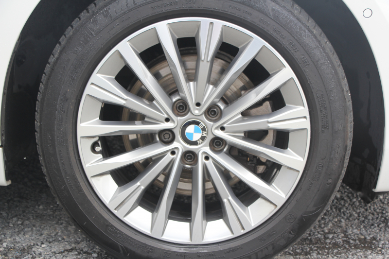 BMW 2シリーズ 218d Xﾄﾞﾗｲﾌﾞ ｸﾞﾗﾝﾂｱﾗｰ ﾗｸﾞｼﾞｭｱﾘｰ 後期 4WD 真珠 ﾌｪｲｽﾘﾌﾄ後 3列7人乗 ADｱｸﾃｨﾌﾞｾｰﾌﾃｨ&ｺﾝﾌｫｰﾄP 追従ACC HUD ﾋｰﾀｰ黒革 電動ﾄﾗﾝｸ LEDﾍｯﾄﾞﾗｲﾄ ﾀｯﾁ画面HDDﾅﾋﾞﾊﾟｰｷﾝｸﾞｱｼｽﾄ 衝突軽減ﾌﾞﾚｰｷ 車線逸脱警告 歩行者警告 2年保証