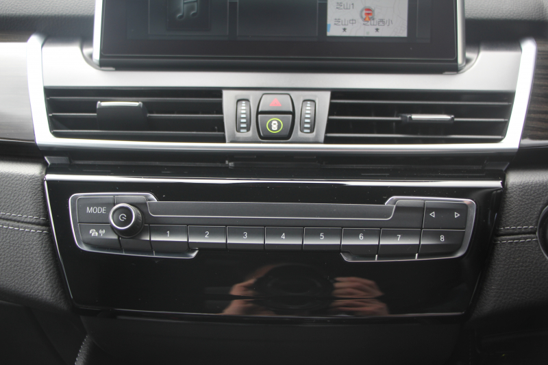 BMW 2シリーズ 218d Xﾄﾞﾗｲﾌﾞ ｸﾞﾗﾝﾂｱﾗｰ ﾗｸﾞｼﾞｭｱﾘｰ 後期 4WD 真珠 ﾌｪｲｽﾘﾌﾄ後 3列7人乗 ADｱｸﾃｨﾌﾞｾｰﾌﾃｨ&ｺﾝﾌｫｰﾄP 追従ACC HUD ﾋｰﾀｰ黒革 電動ﾄﾗﾝｸ LEDﾍｯﾄﾞﾗｲﾄ ﾀｯﾁ画面HDDﾅﾋﾞﾊﾟｰｷﾝｸﾞｱｼｽﾄ 衝突軽減ﾌﾞﾚｰｷ 車線逸脱警告 歩行者警告 2年保証