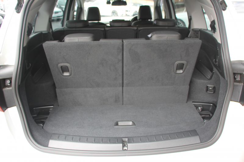 BMW 2シリーズ 218d Xﾄﾞﾗｲﾌﾞ ｸﾞﾗﾝﾂｱﾗｰ ﾗｸﾞｼﾞｭｱﾘｰ 後期 4WD 真珠 ﾌｪｲｽﾘﾌﾄ後 3列7人乗 ADｱｸﾃｨﾌﾞｾｰﾌﾃｨ&ｺﾝﾌｫｰﾄP 追従ACC HUD ﾋｰﾀｰ黒革 電動ﾄﾗﾝｸ LEDﾍｯﾄﾞﾗｲﾄ ﾀｯﾁ画面HDDﾅﾋﾞﾊﾟｰｷﾝｸﾞｱｼｽﾄ 衝突軽減ﾌﾞﾚｰｷ 車線逸脱警告 歩行者警告 2年保証