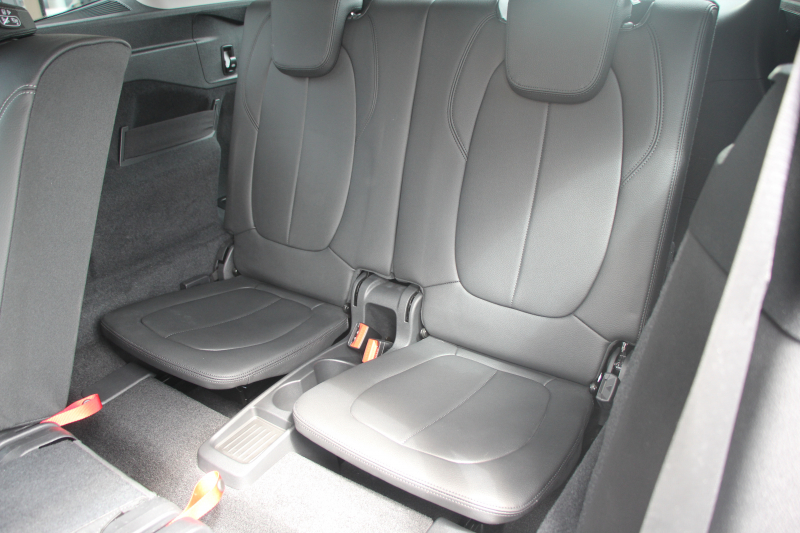 BMW 2シリーズ 218d Xﾄﾞﾗｲﾌﾞ ｸﾞﾗﾝﾂｱﾗｰ ﾗｸﾞｼﾞｭｱﾘｰ 後期 4WD 真珠 ﾌｪｲｽﾘﾌﾄ後 3列7人乗 ADｱｸﾃｨﾌﾞｾｰﾌﾃｨ&ｺﾝﾌｫｰﾄP 追従ACC HUD ﾋｰﾀｰ黒革 電動ﾄﾗﾝｸ LEDﾍｯﾄﾞﾗｲﾄ ﾀｯﾁ画面HDDﾅﾋﾞﾊﾟｰｷﾝｸﾞｱｼｽﾄ 衝突軽減ﾌﾞﾚｰｷ 車線逸脱警告 歩行者警告 2年保証