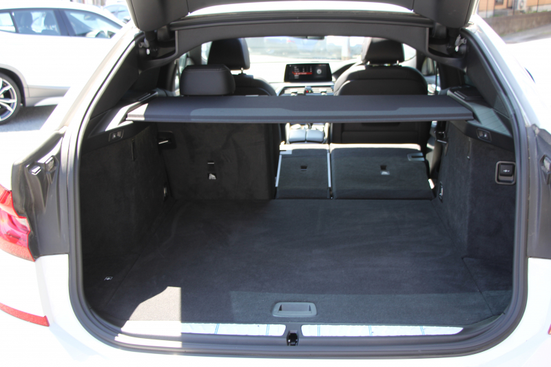 BMW 6シリーズ 630i ｸﾞﾗﾝﾂｰﾘｽﾓ Mｽﾎﾟｰﾂ ｾﾚｸﾄP ﾊﾟﾉﾗﾏｻﾝﾙｰﾌ ｲﾉﾍﾞｰｼｮﾝP ﾘﾓｰﾄP 全席ﾋｰﾀｰ黒革 ﾘｱｼｰﾄ電動可倒調整 ﾊｰﾏﾝｶｰﾄﾞﾝ 追従ACC HUD LEDﾍｯﾄﾞﾗｲﾄ 4ｿﾞｰﾝｴｱｺﾝ 360度ｶﾒﾗ ﾀｯﾁ画面HDDﾅﾋﾞｼﾞｪｽﾁｬｰC ﾜｲﾔﾚｽ充電 ﾌﾙｾｸﾞTV 液晶ﾒｰﾀｰ  2年保証