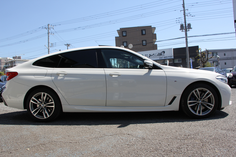 BMW 6シリーズ 630i ｸﾞﾗﾝﾂｰﾘｽﾓ Mｽﾎﾟｰﾂ ｾﾚｸﾄP ﾊﾟﾉﾗﾏｻﾝﾙｰﾌ ｲﾉﾍﾞｰｼｮﾝP ﾘﾓｰﾄP 全席ﾋｰﾀｰ黒革 ﾘｱｼｰﾄ電動可倒調整 ﾊｰﾏﾝｶｰﾄﾞﾝ 追従ACC HUD LEDﾍｯﾄﾞﾗｲﾄ 4ｿﾞｰﾝｴｱｺﾝ 360度ｶﾒﾗ ﾀｯﾁ画面HDDﾅﾋﾞｼﾞｪｽﾁｬｰC ﾜｲﾔﾚｽ充電 ﾌﾙｾｸﾞTV 液晶ﾒｰﾀｰ  2年保証