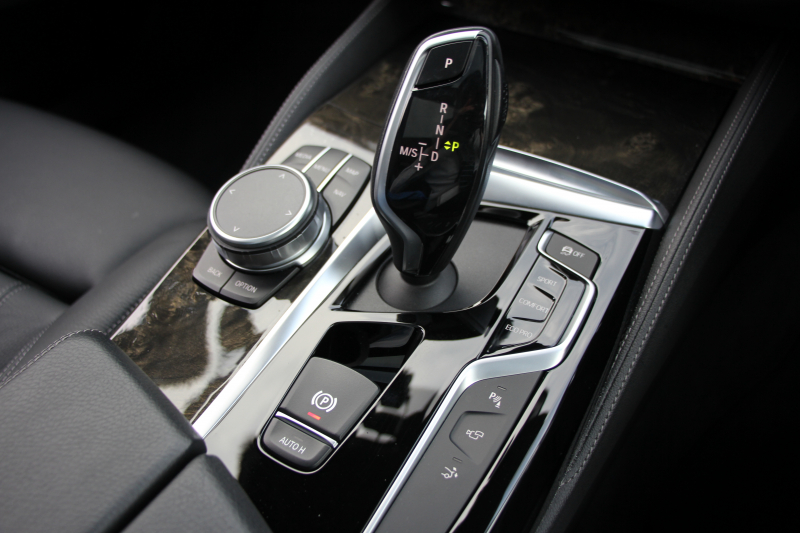 BMW 6シリーズ 630i ｸﾞﾗﾝﾂｰﾘｽﾓ Mｽﾎﾟｰﾂ ｾﾚｸﾄP  ﾊﾟﾉﾗﾏｻﾝﾙｰﾌ 全席ﾋｰﾀｰ黒革 ﾘｱｼｰﾄ電動可倒調整 Harman/Kardon 追従ACC HUD LEDﾍｯﾄﾞﾗｲﾄ 4ｿﾞｰﾝAC 360度ｶﾒﾗ ﾀｯﾁ画面HDDﾅﾋﾞｼﾞｪｽﾁｬｰC ﾜｲﾔﾚｽ充電 ﾌﾙｾｸﾞTV LCW  ｲﾝﾃﾘｾｰﾌ 2年保証