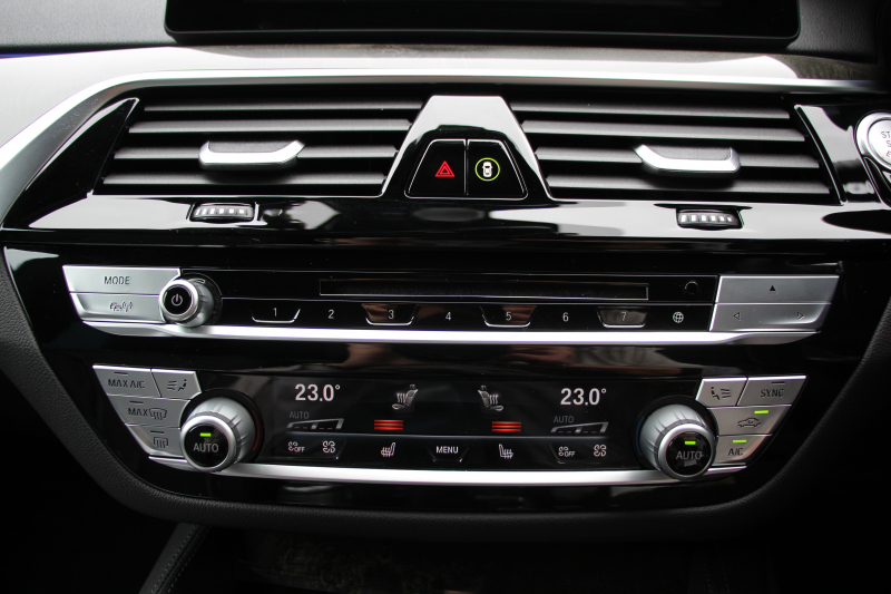 BMW 6シリーズ 630i ｸﾞﾗﾝﾂｰﾘｽﾓ Mｽﾎﾟｰﾂ ｾﾚｸﾄP ﾊﾟﾉﾗﾏｻﾝﾙｰﾌ ｲﾉﾍﾞｰｼｮﾝP ﾘﾓｰﾄP 全席ﾋｰﾀｰ黒革 ﾘｱｼｰﾄ電動可倒調整 ﾊｰﾏﾝｶｰﾄﾞﾝ 追従ACC HUD LEDﾍｯﾄﾞﾗｲﾄ 4ｿﾞｰﾝｴｱｺﾝ 360度ｶﾒﾗ ﾀｯﾁ画面HDDﾅﾋﾞｼﾞｪｽﾁｬｰC ﾜｲﾔﾚｽ充電 ﾌﾙｾｸﾞTV 液晶ﾒｰﾀｰ  2年保証